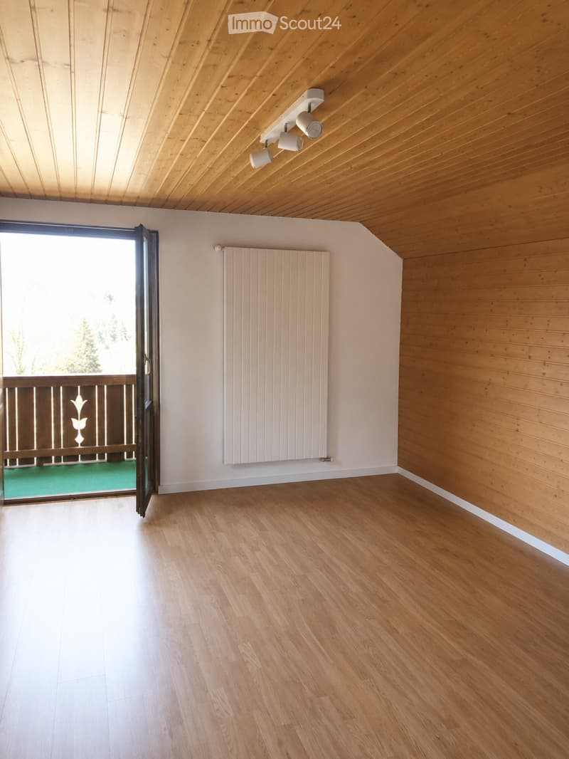 Beautiful bright 3 1/2 room apartment in the green in Steffisburg (2)