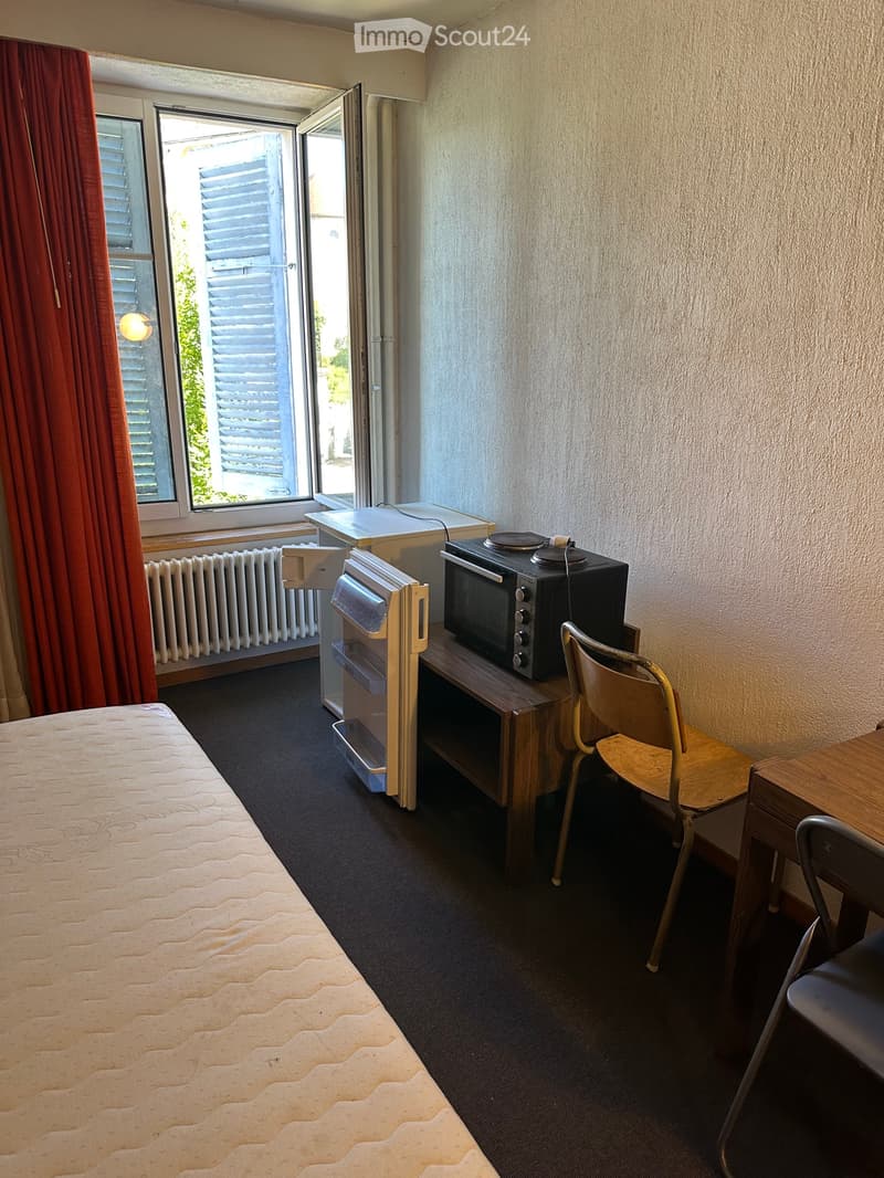 Studio for rent (3)