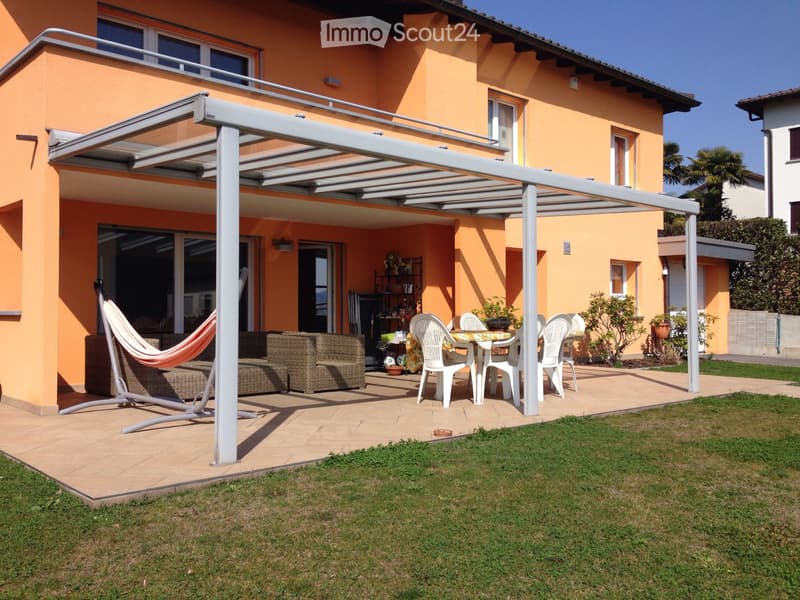 Geräumige unabhängige Villa im Grünen mit Jacuzzi (1)
