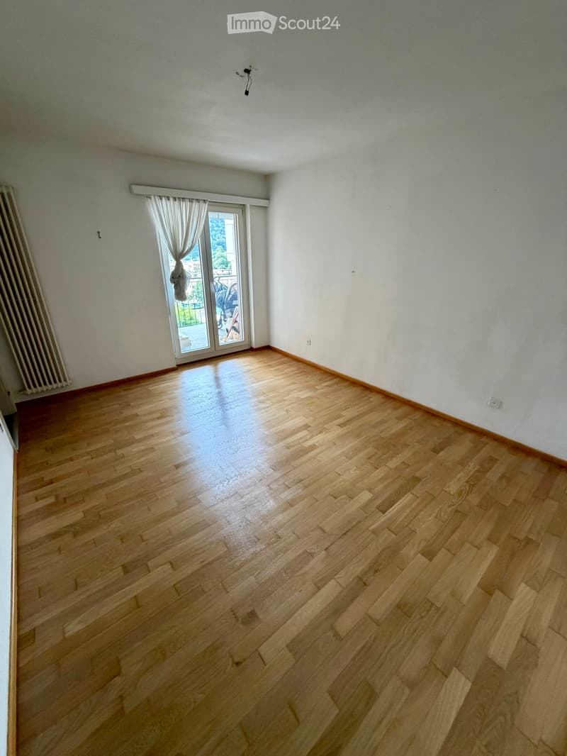 Caslano/Pura 4.5 rooms with parking and lake view (4)
