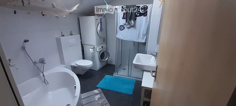gemütliche 2.5 Zimmer Dachwohnung.ab 1.10.2026 zu vermieten (5)