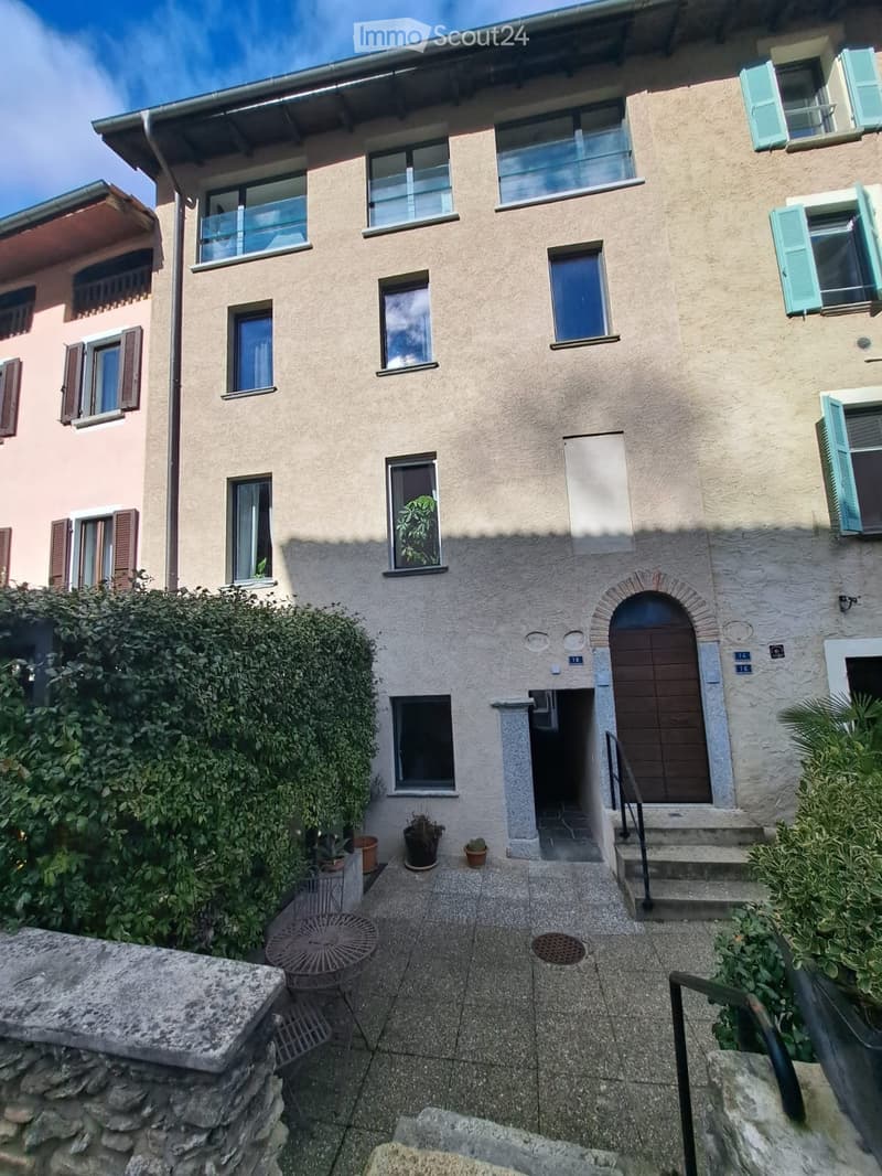 Maison unifamiliale moderne à louer dans le centre de Gentilino (1)