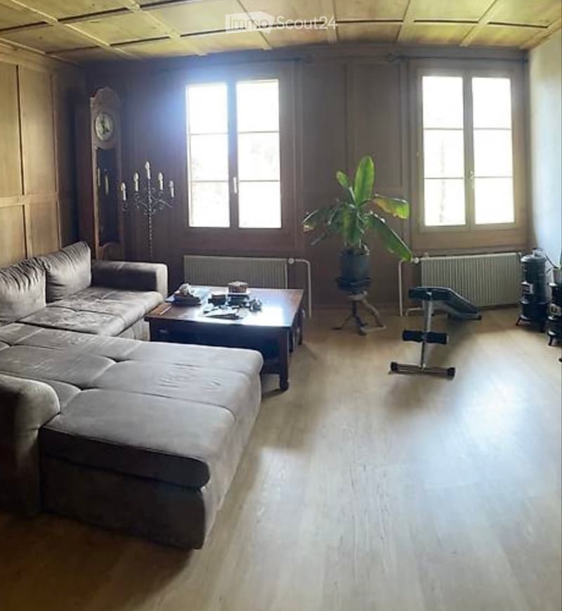 Auf Bauernhof 4.5 Wohnung zu vermieten (3)