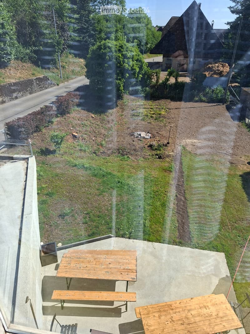 Appartamento di 4 camere in affitto con giardino (5)