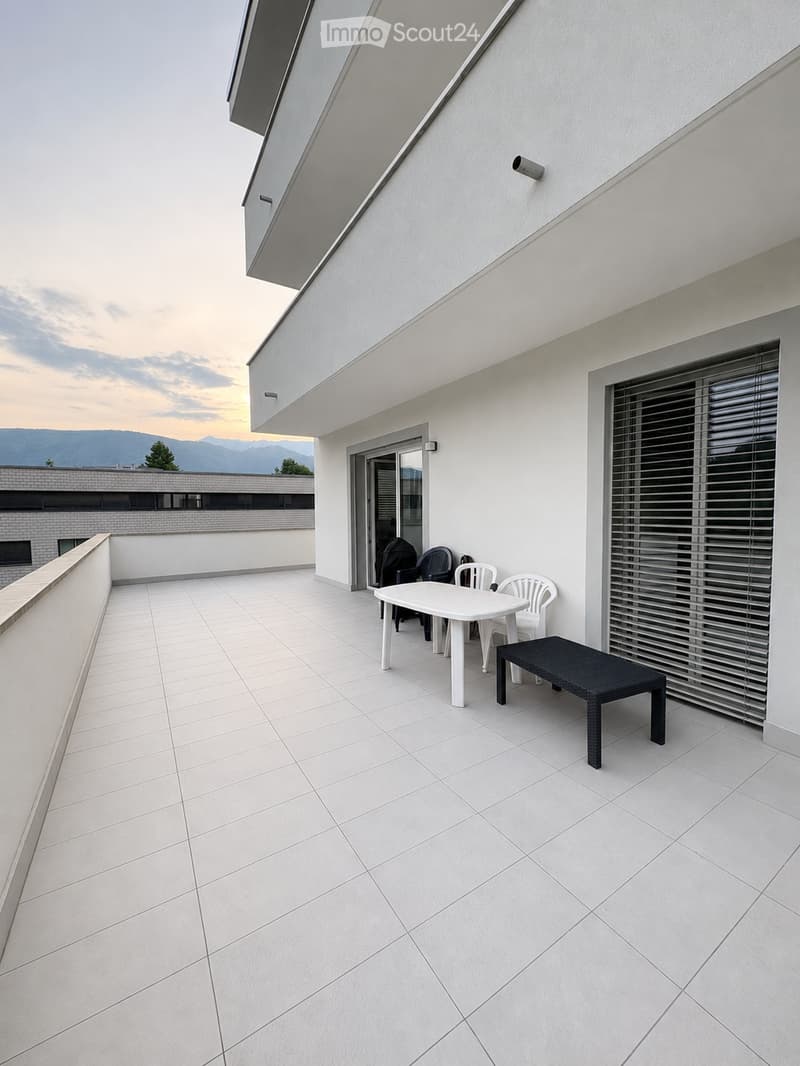 CUREGLIA, Moderno appartamento 2.5 locali, ampio balcone (5)