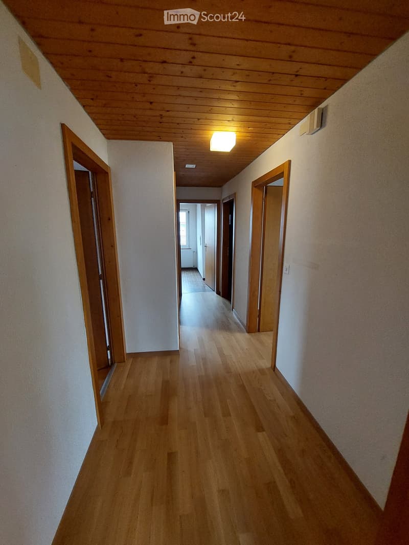 3.5-Zimmer Dachwohnung an zentraler Lage in Amriswil (2)