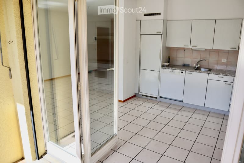 Geräumiges 2-Zimmer-Apartment mit 71 m² und überdachter Terrasse in Sant'Antonino (2)