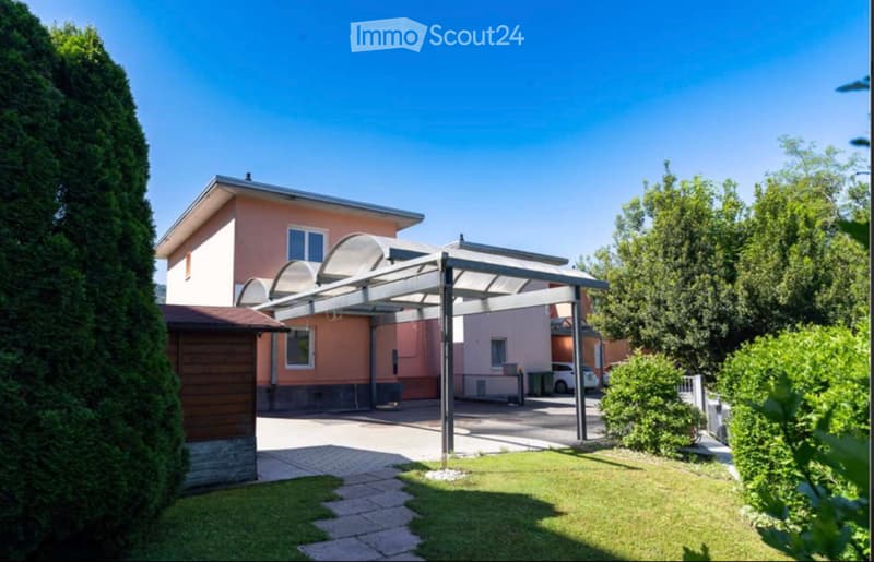 Maison dans un quartier résidentiel (2)