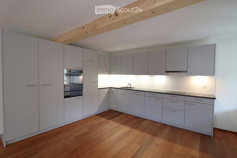 DISPONIBILE IMMEDIATAMENTE APPARTAMENTO DI 4,5 LOCALI LUMINOSO AL 1° PIANO CON BALCONE (1)