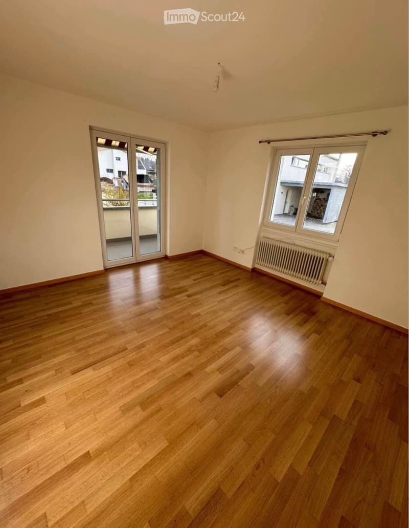 Appartement à louer 4.5 pces au rez chaussée (3)