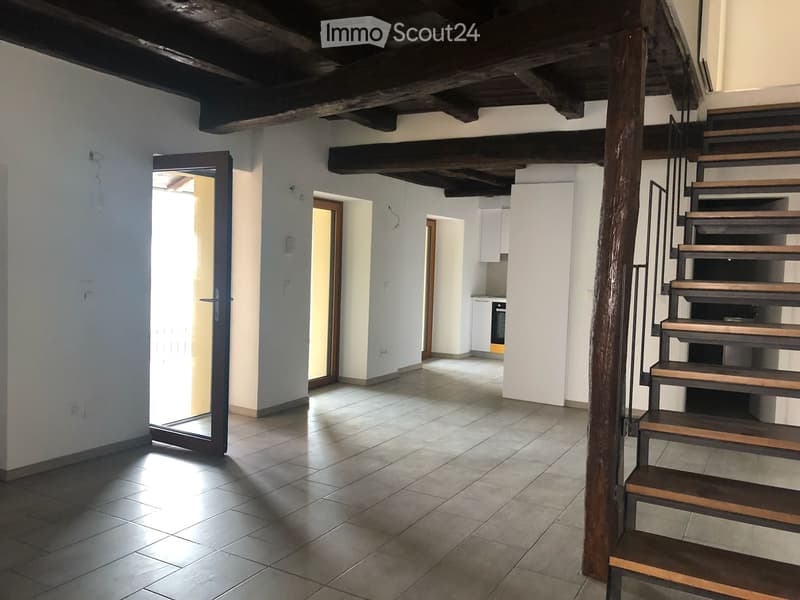 Cozy renovated apartment (4)