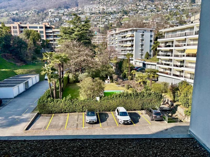Minusio 4,5 pièces + 2 balcons, place de parking - vue sur les montagnes (5)