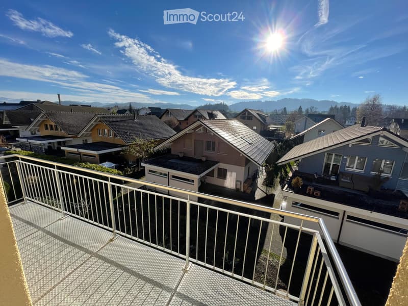 Appartamento mansardato di 4 locali a Rüegsauschachen con vista panoramica (4)