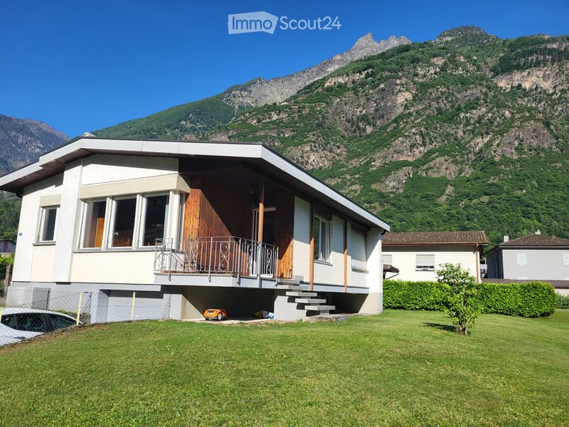 Casa unifamigliare + terreno annesso (3)
