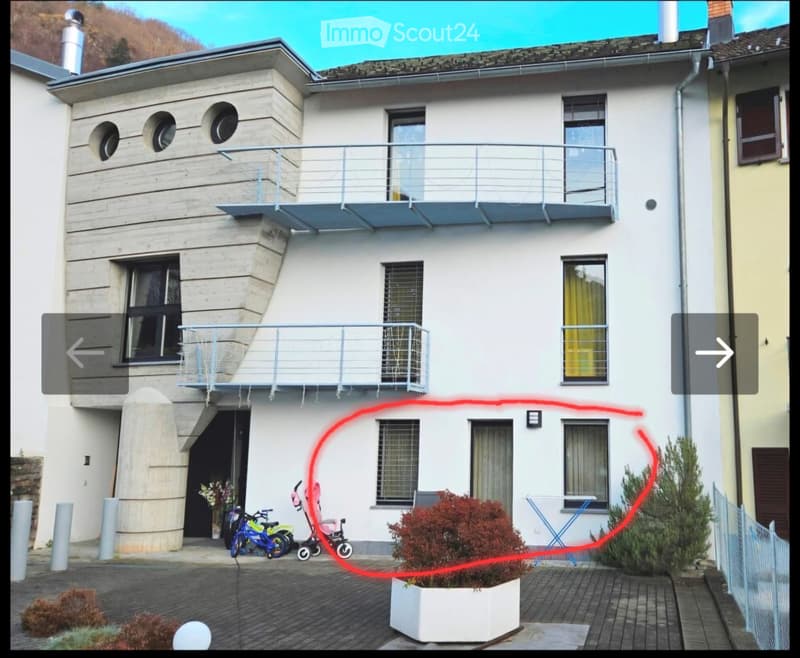 Miete von 2,5-Zimmer-Wohnung in Doppelhaushälfte (1)