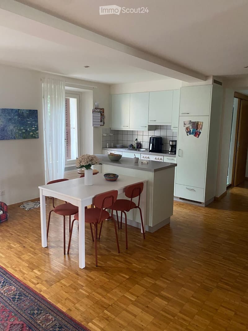 Appartement lumineux avec balcon (2)