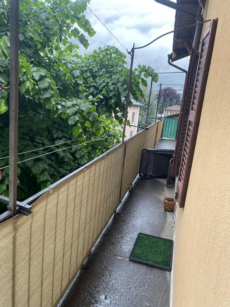 Appartement lumineux avec balcon (5)