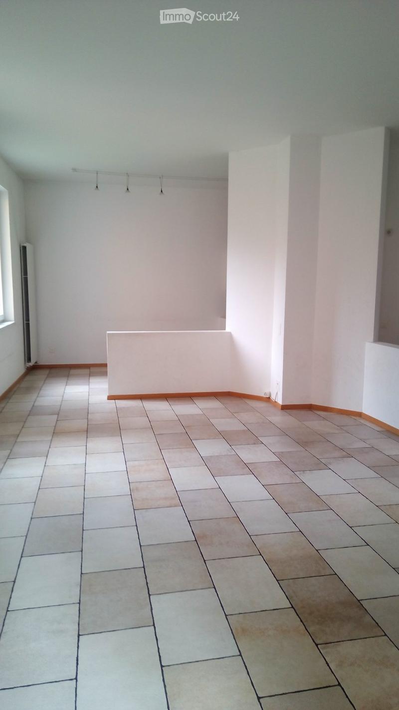 Affittasi casa triplex in Citta Vecchia (3)