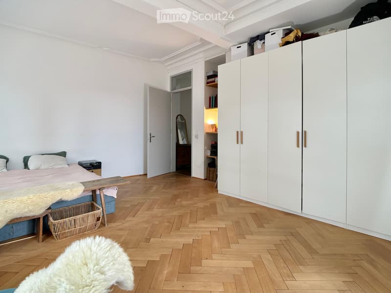 Befristet, möbliert: Grosszügige 4.5-Zimmer-Altbauwohnung (8)