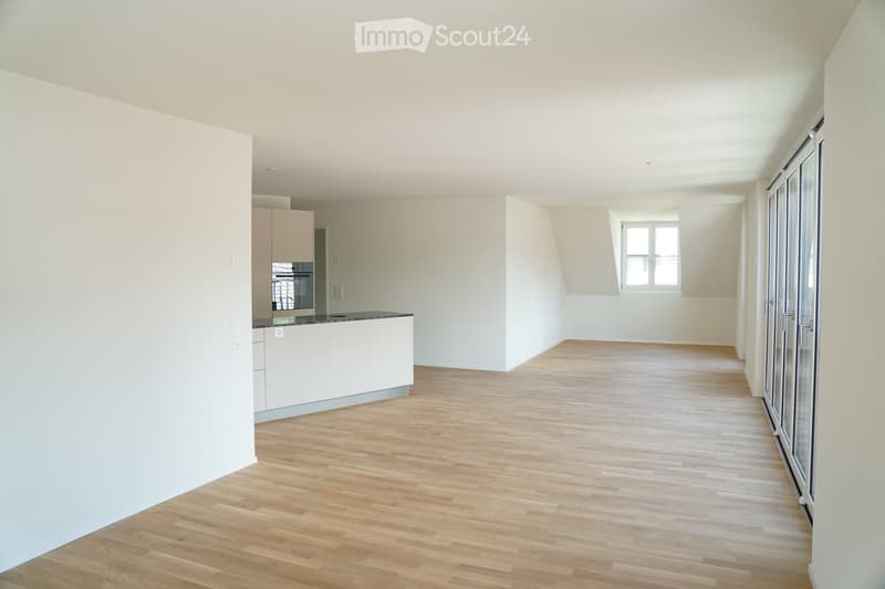 Moderne 4.5-Zimmer-Wohnung im 1. Dachgeschoss (3)