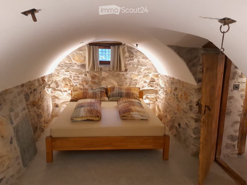 Charming apartment for rent in Sufers (1)