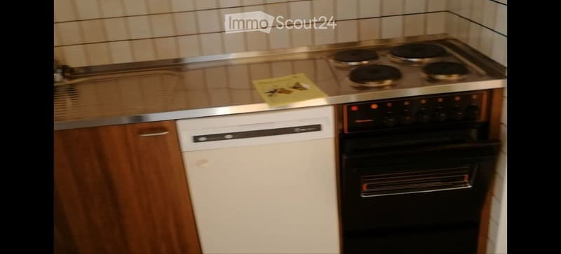 Cerco subentrante per un monolocale di 1.5 locali a Massagno (2)