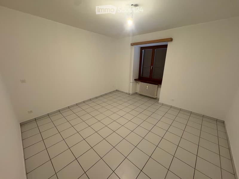 Geräumige 4,5-Zimmer-Wohnung mit Autoabstellplatz (4)