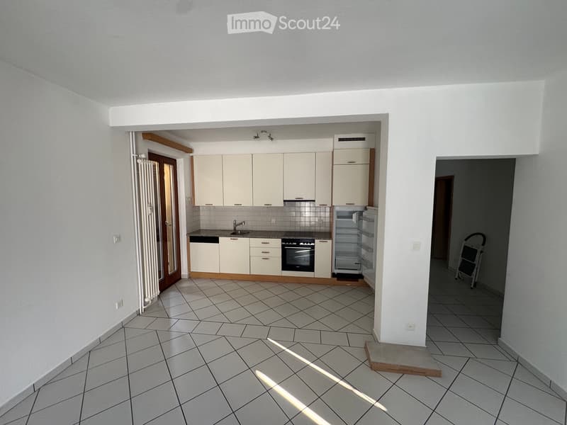 Geräumige 4,5-Zimmer-Wohnung mit Autoabstellplatz (1)