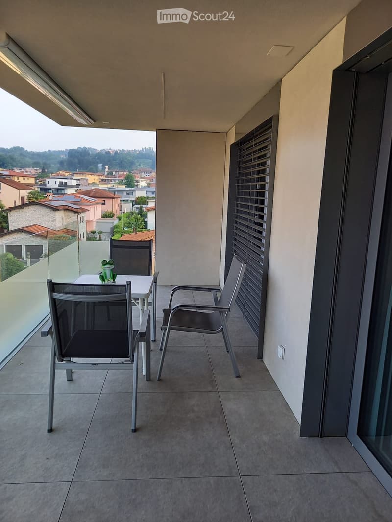 CERCASI SUBENTRANTE - AFFITTASI (5)