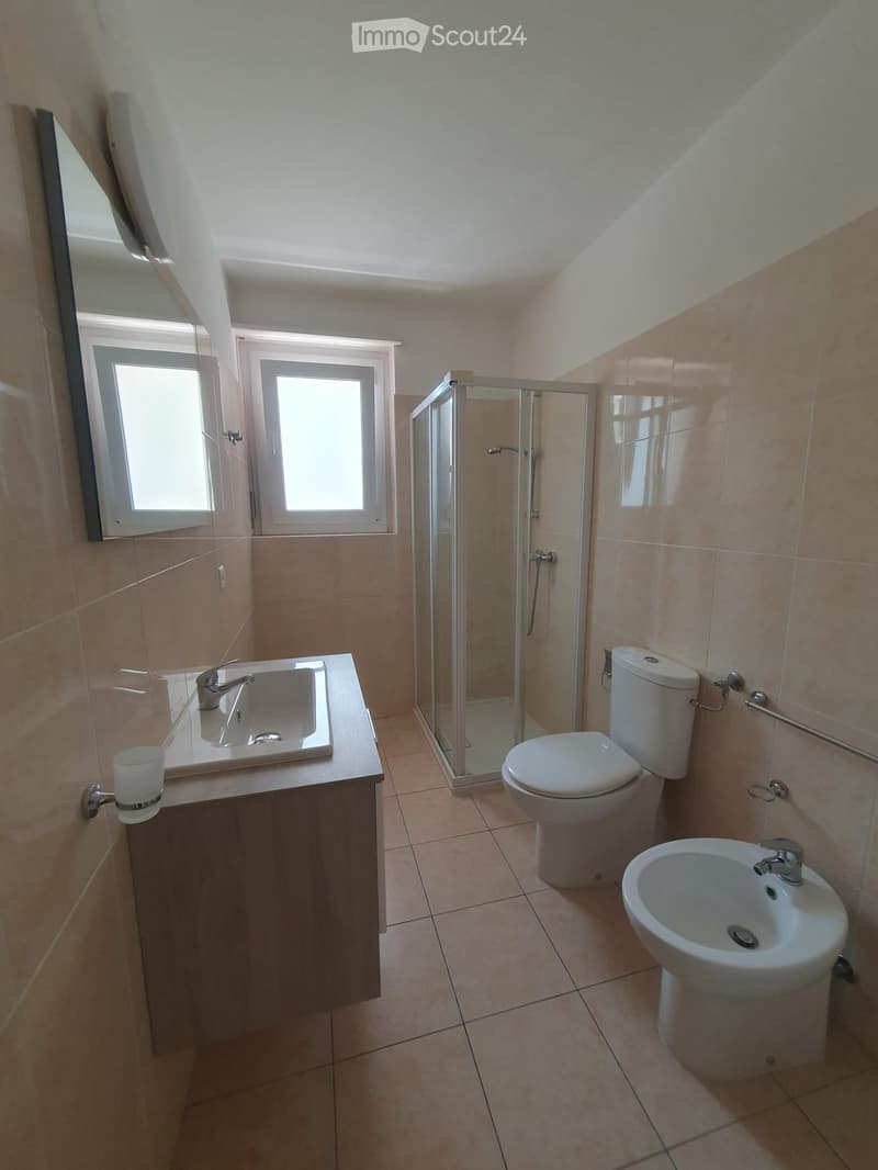 Affitto a Chiasso moderno 2.5 locali libero subito (4)