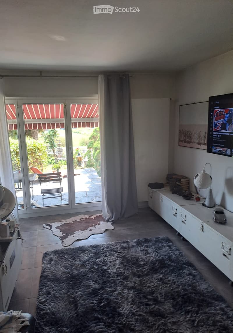 Sessa.Grande casa,tutta su un piano (3)