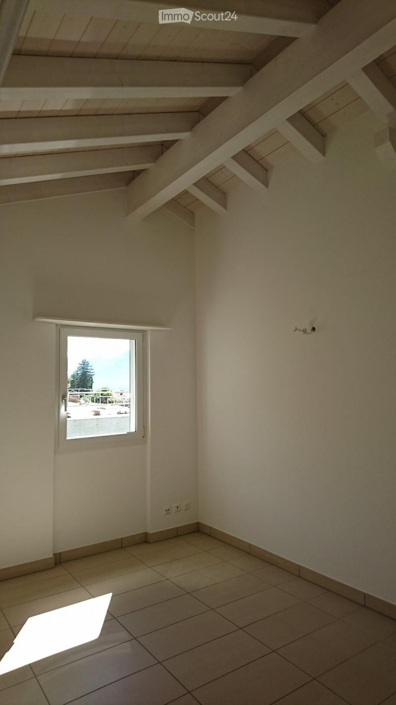 Affitto Appartamentgo 3.5 locali Mansardato zona tranquilla (5)
