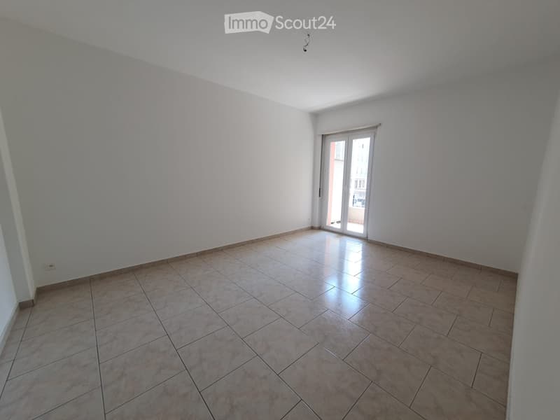 Affittasi 2.5 locali completamente ristrutturato (3)