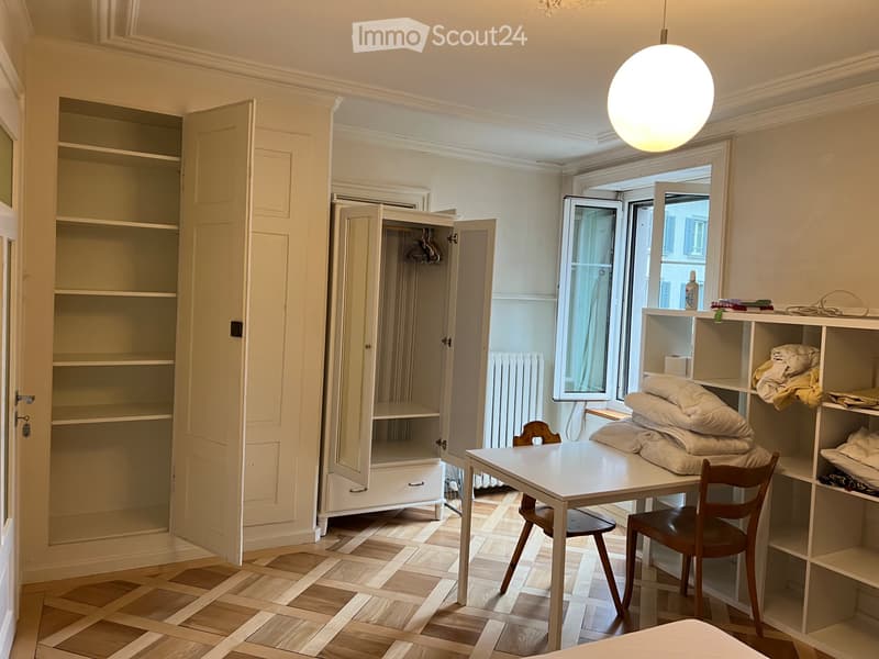 3 minutes on foot to Rapperswil train station, lake view (1)