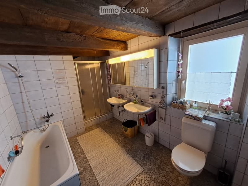 House with 4.5 rooms, exposed beams and fireplace in Miglieglia (3)
