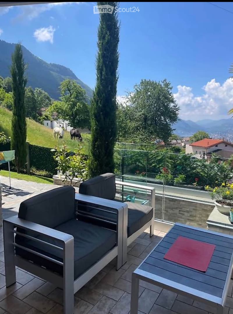 Villa aVilla Luganese vista panoramica piscina ascensore (5)