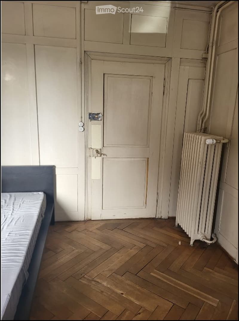 Une chambre en colocation est disponible immédiatement dans le centre d'Uster. (2)