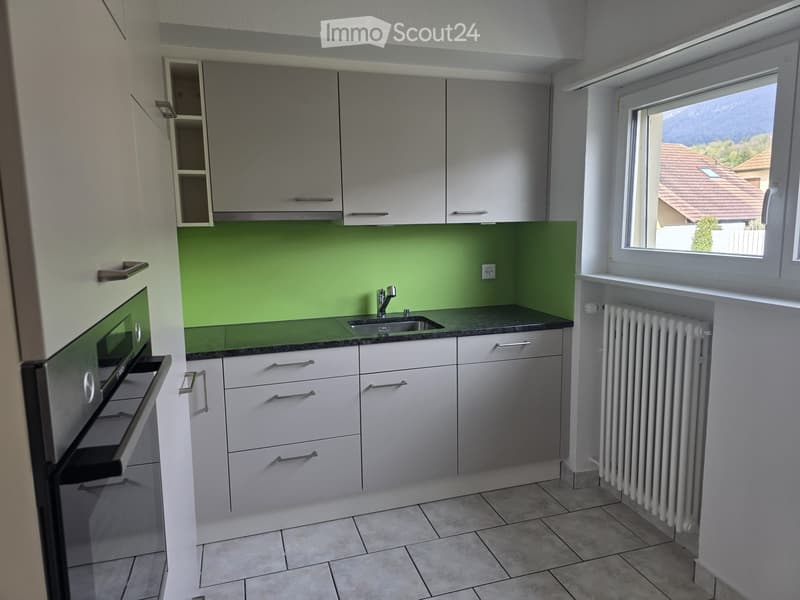 Charming 4.5 room apartment with direct access to the garden (2)