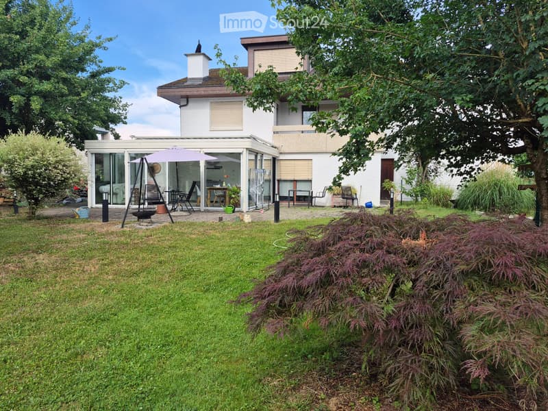 Schönes ruhiges Haus mit grossen Garten (1)