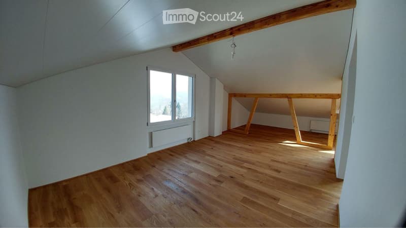 2½-room attic apartment in Adligenswil (2)