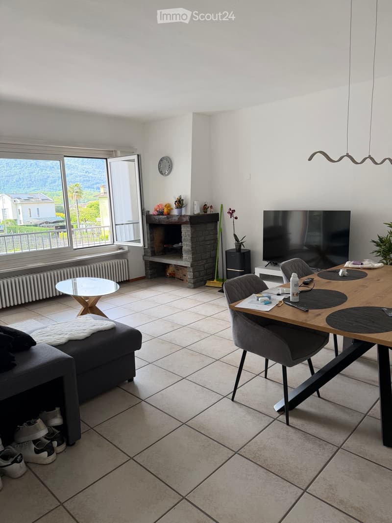 Miete 2 Zimmer zur Einrichtung (1)