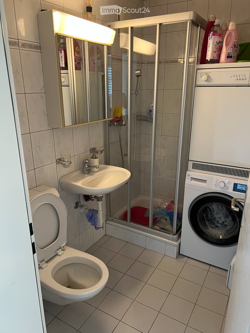 Helles Zimmer in 2er-WG Mitbewohnerin gesucht (4)