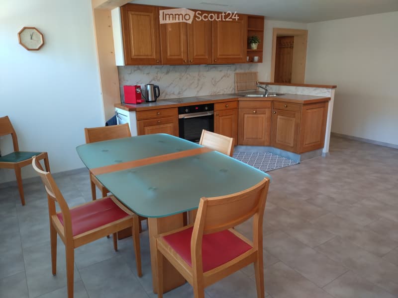 Shared Flat Room (5)