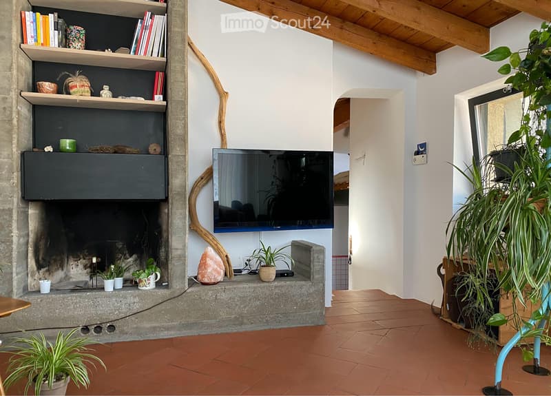 Haus mit 4 Räumen auf zwei Ebenen + Galerie (2)