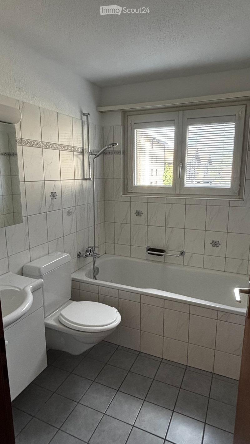 Bright 3.5 room apartment in a good location in Walenstadt (5)