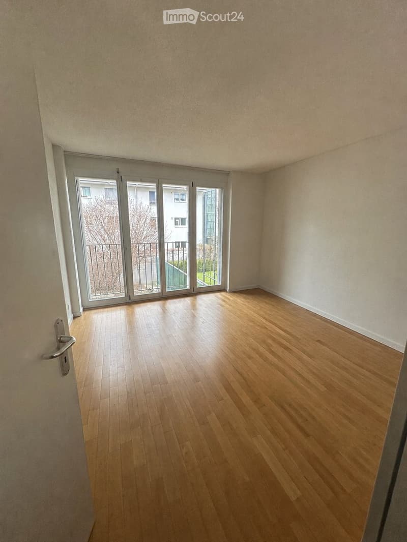 Dream oasis: large 3.5-room apartment with winter garden (4)
