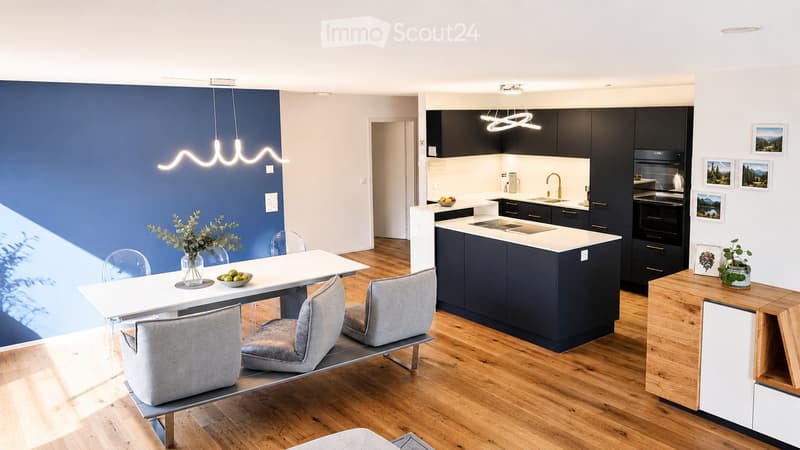 Appartement mit edlen Materialien über dem Durchschnitt (3)