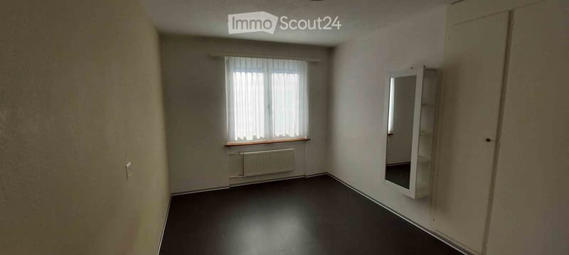 4 1/2-Zimmerwohnung und separates Studio in Zweifamilienhaus (7)