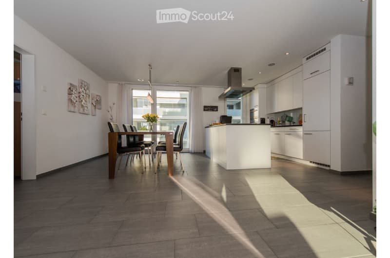 Beautiful 3.5 room apartment with 107m² of living space (3)