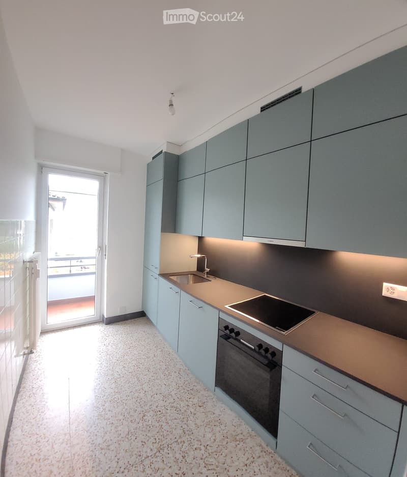 Miete helles 4.5-Zimmer-Wohnung mit schönem Blick ins Grüne (7)